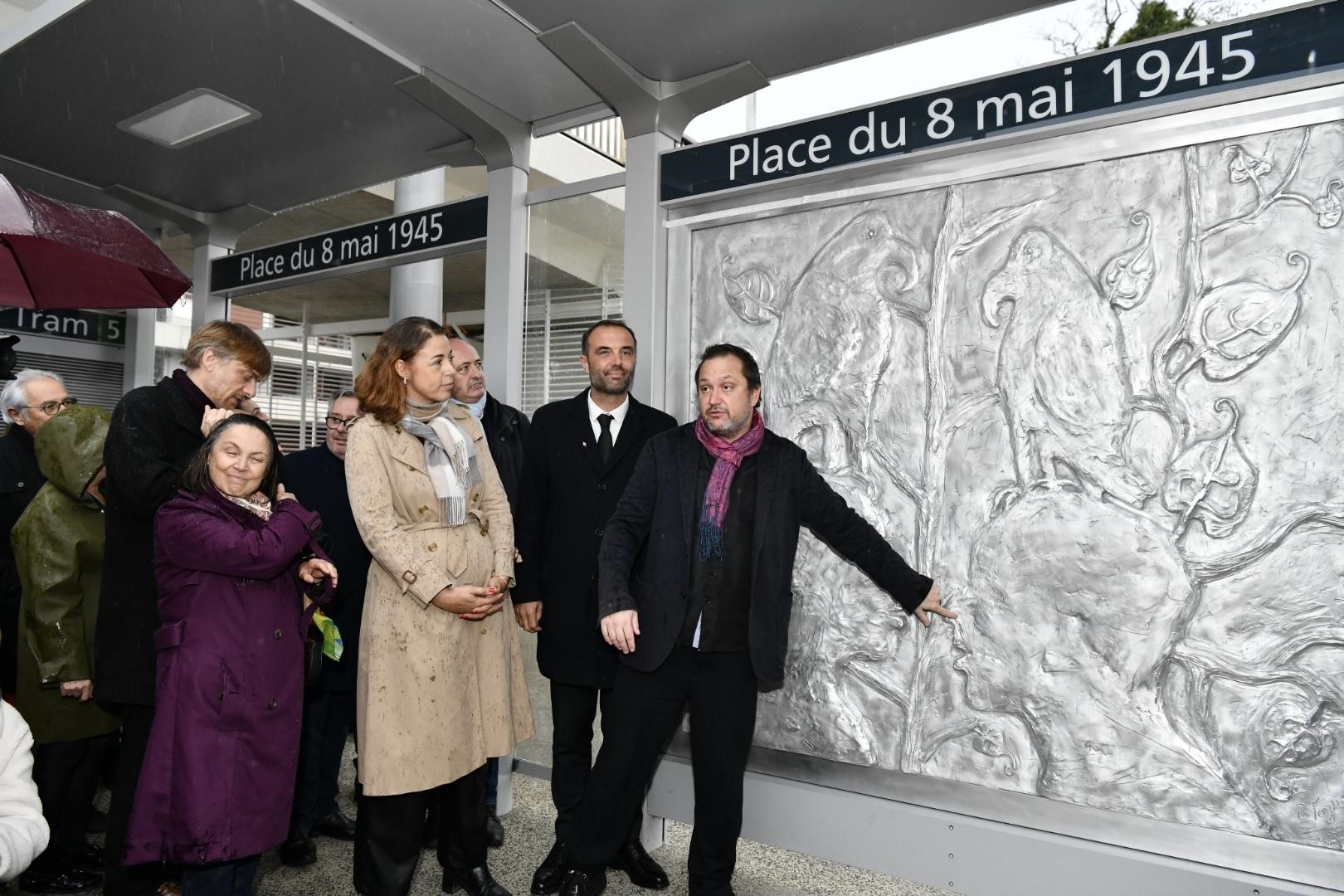 Place du 8 mai 1945 - 2.jpg