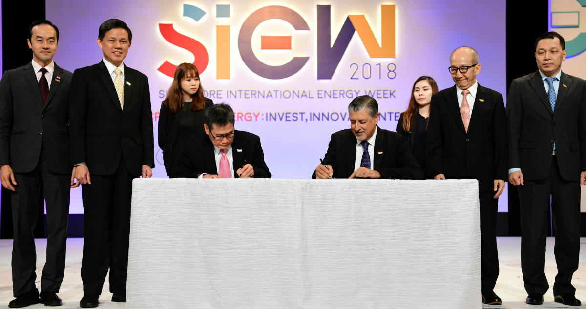 Signing of MOU between IRENA and ASEAN - SIEW.jpg