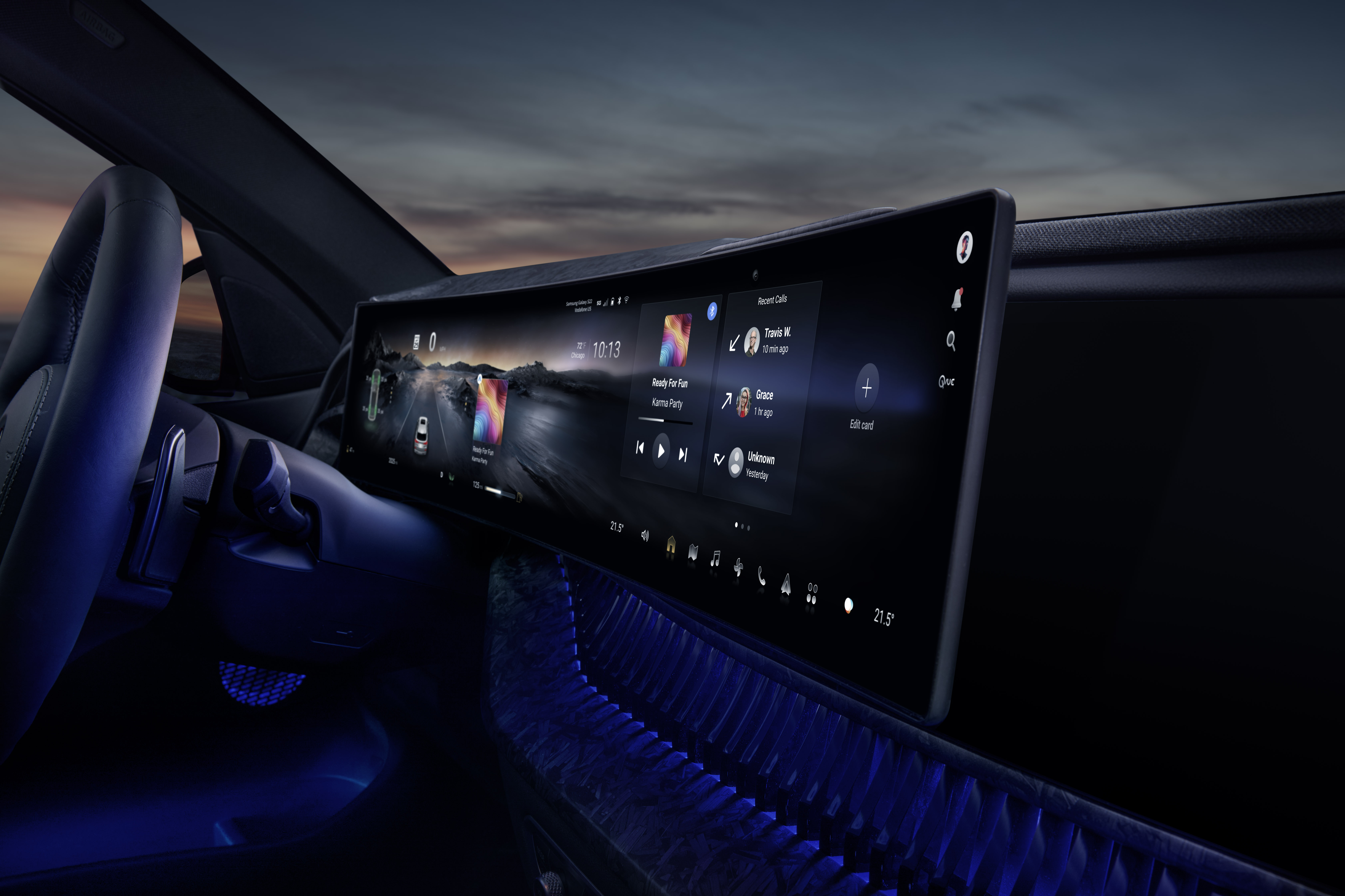 HARMAN Automotive Ready Display NQ7_27_Curved_Panoramic_display.jpg