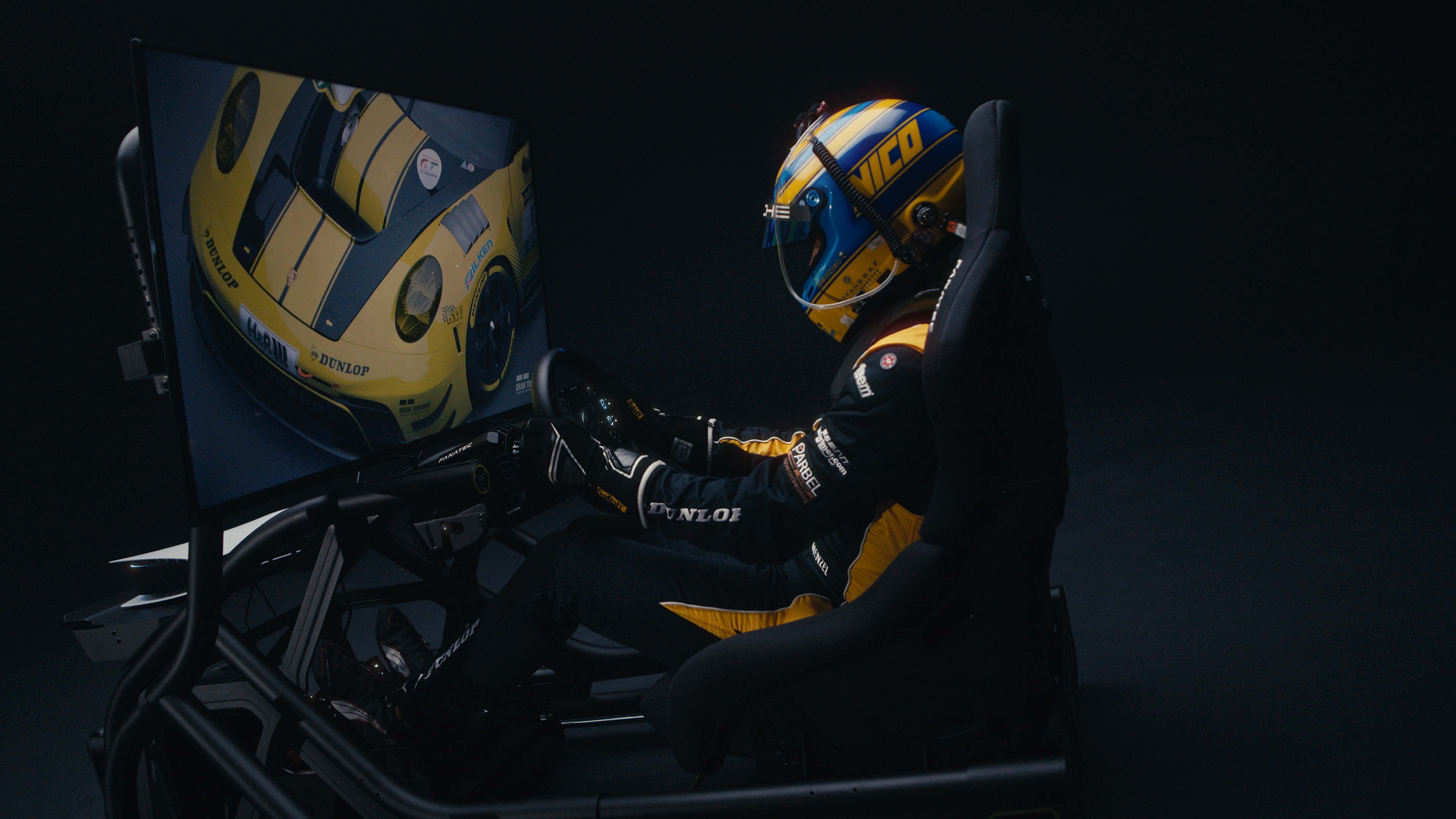DUNLOP Fanatec simulator 3.jpg